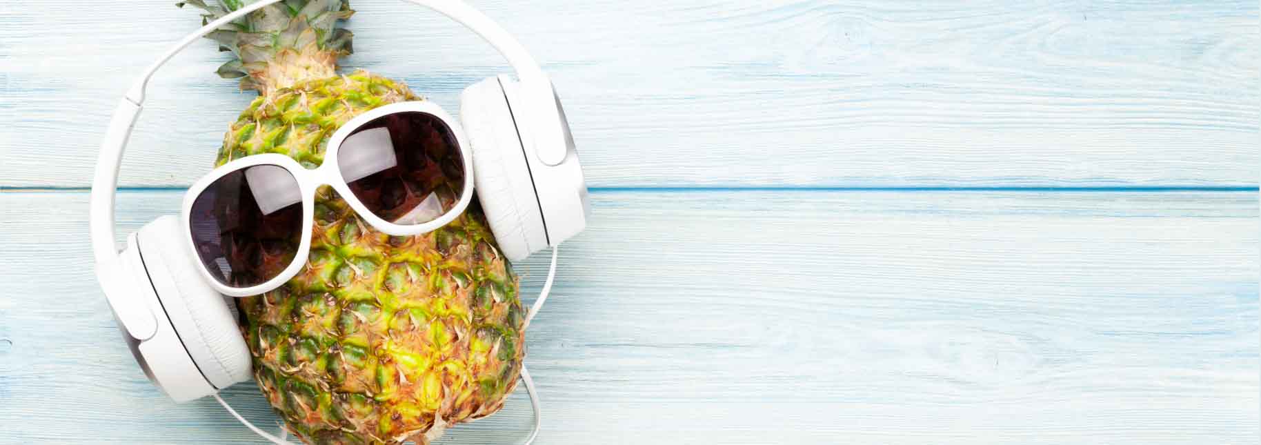 Chill pineapple listing to music